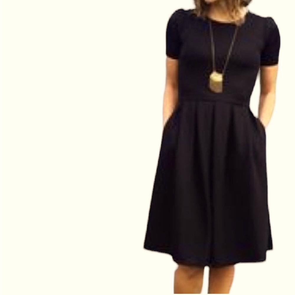 LuLaRoe Black Amelia Fit & Flare Dress Rose Gold Zipper Small
